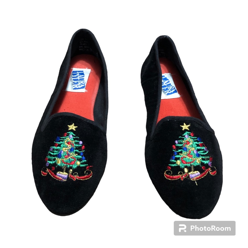Vintage Embroidered Christmas Tree Loafers Black Velvet 7.5